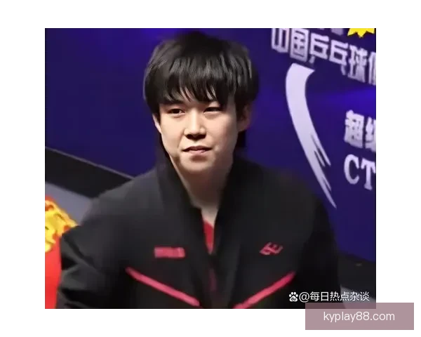 王楚钦接受采访时突然双手撑地拼尽全力感动无数球迷